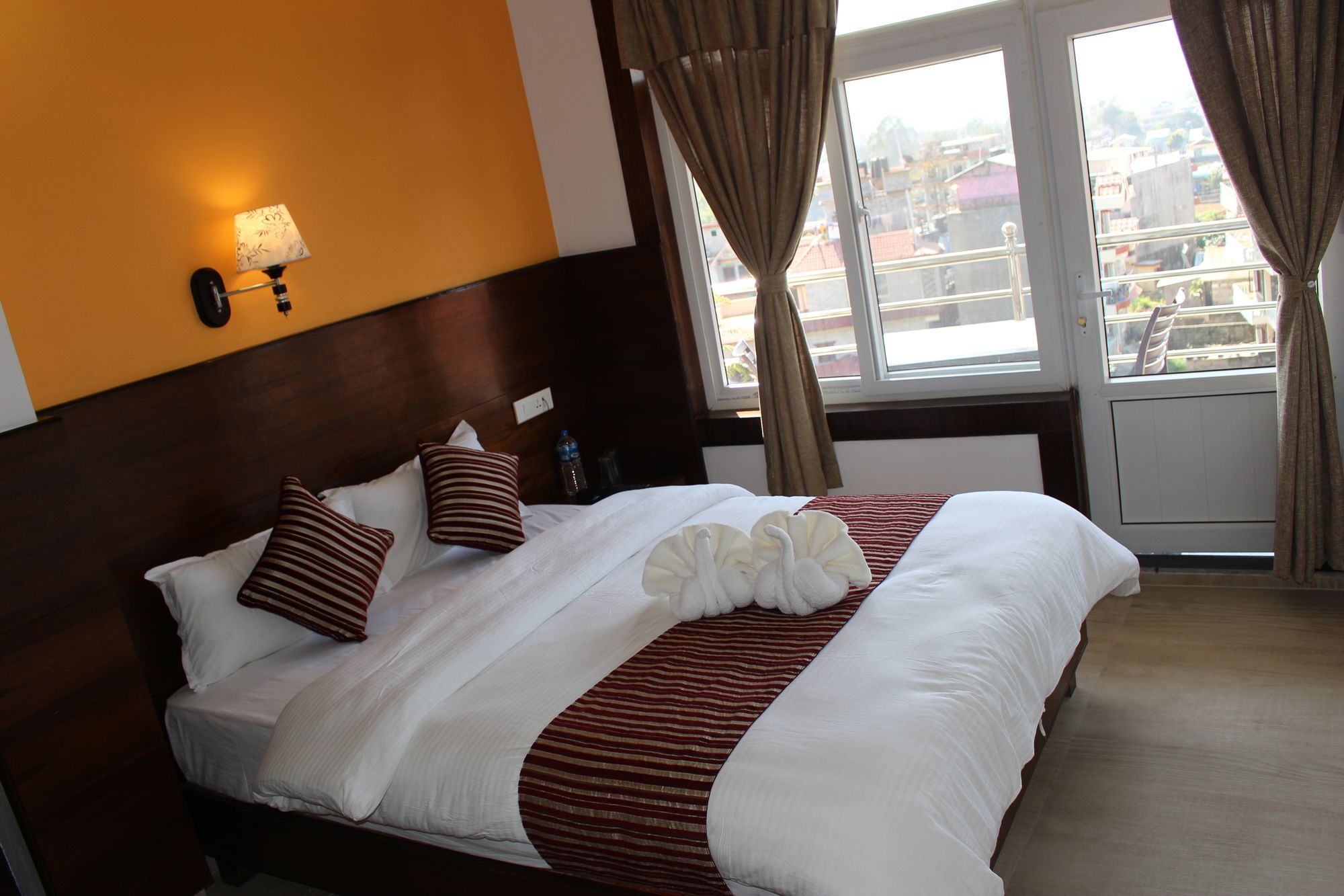 Hotel Lakeside Pokhara Exterior photo